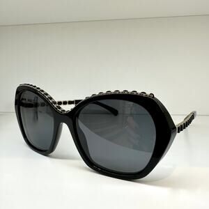 New CHANEL Sunglasses